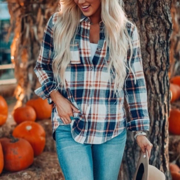 Plaid Button Down Casual Top - Picture 6 of 12